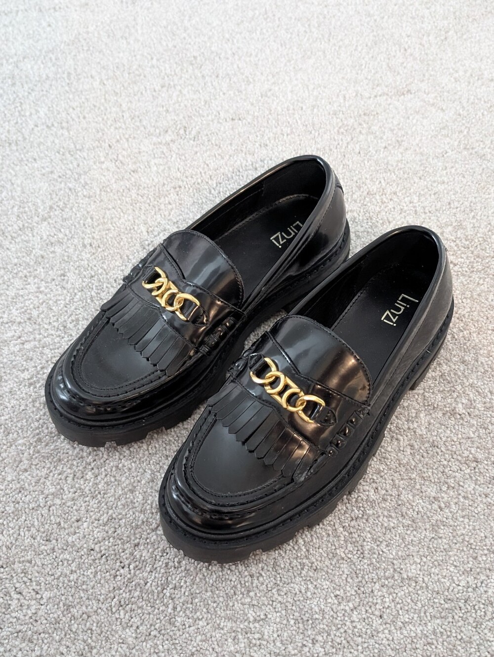 EUC Linzi Black Faux Leather Tassel Loafers with Gold Chain Trim